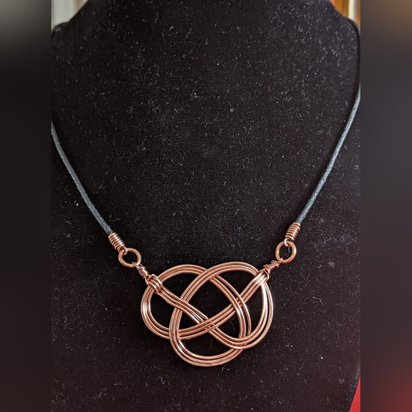 Hand Crafted Copper Celtic Knot Necklace - Picture 5 of 6